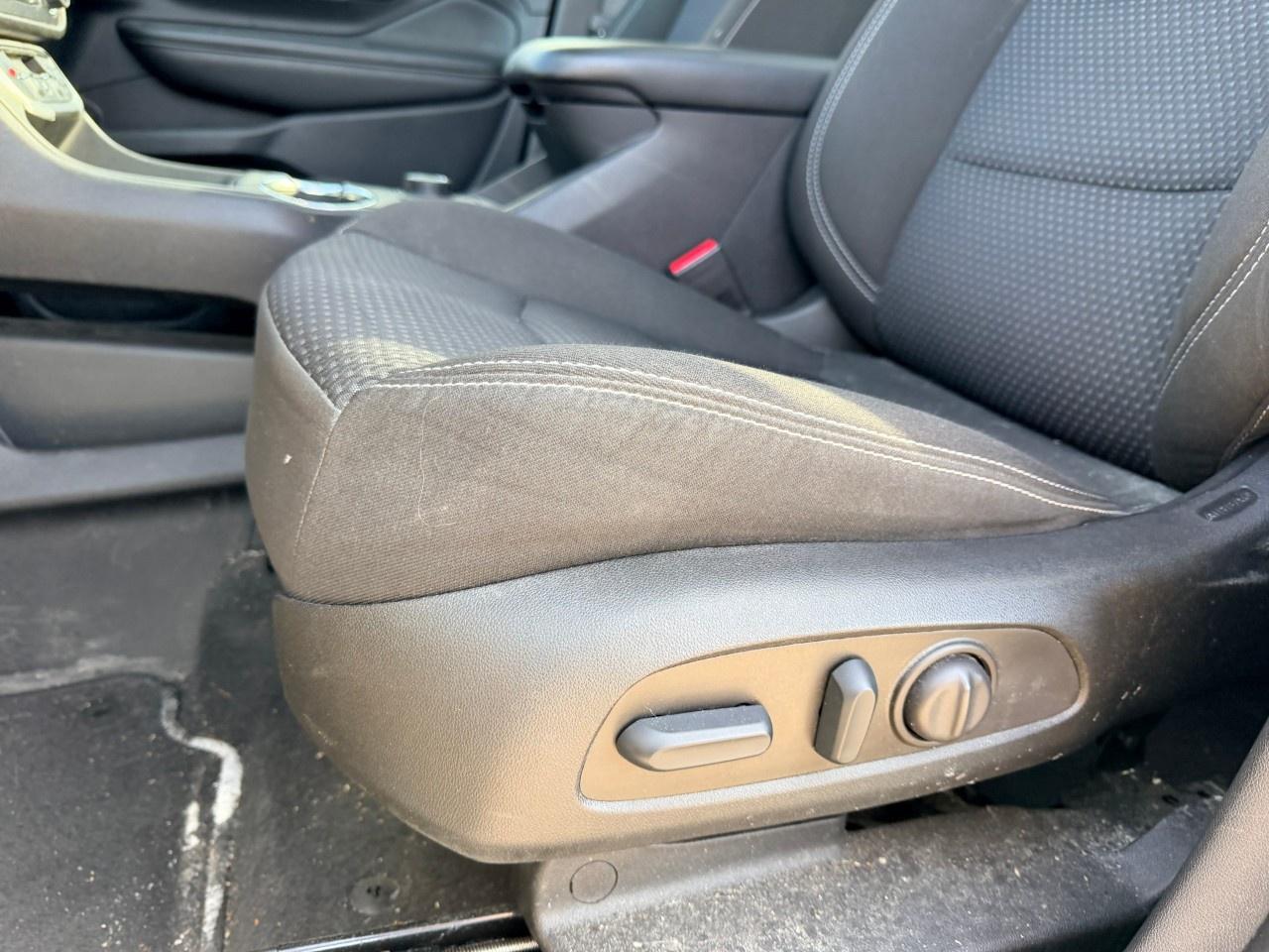 2022 GMC Terrain AWD SLE Photo