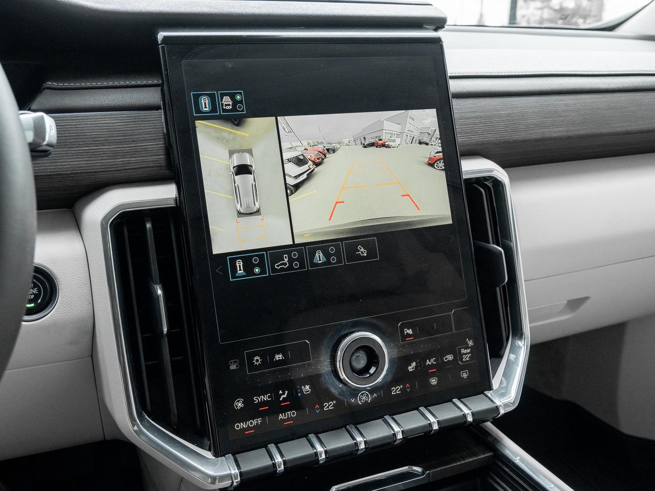 2024 GMC Acadia Denali 4dr All-Wheel Drive Photo