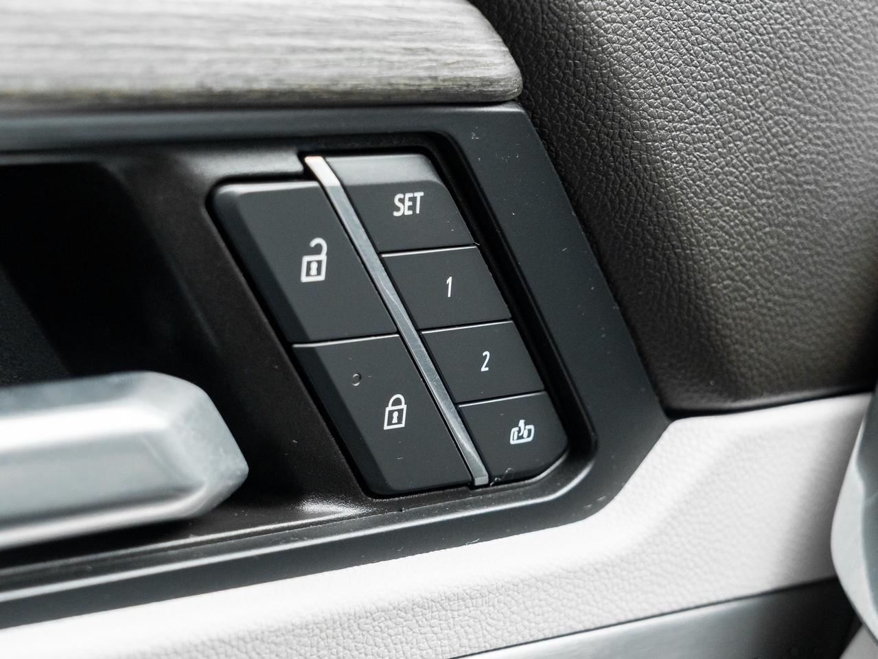 2024 GMC Acadia Denali 4dr All-Wheel Drive Photo