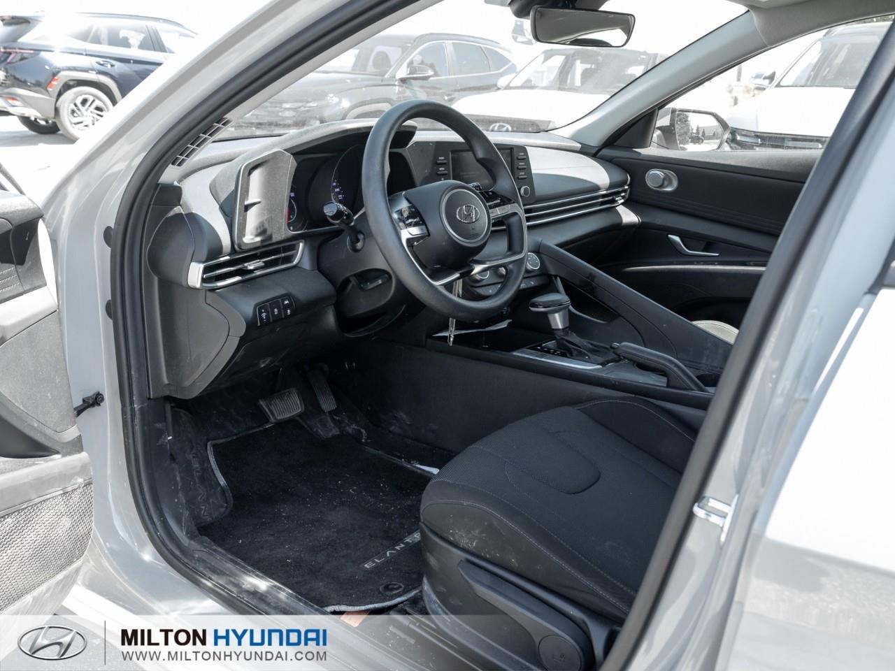 2023 Hyundai Elantra ESSENTIAL 4DR SEDAN Photo