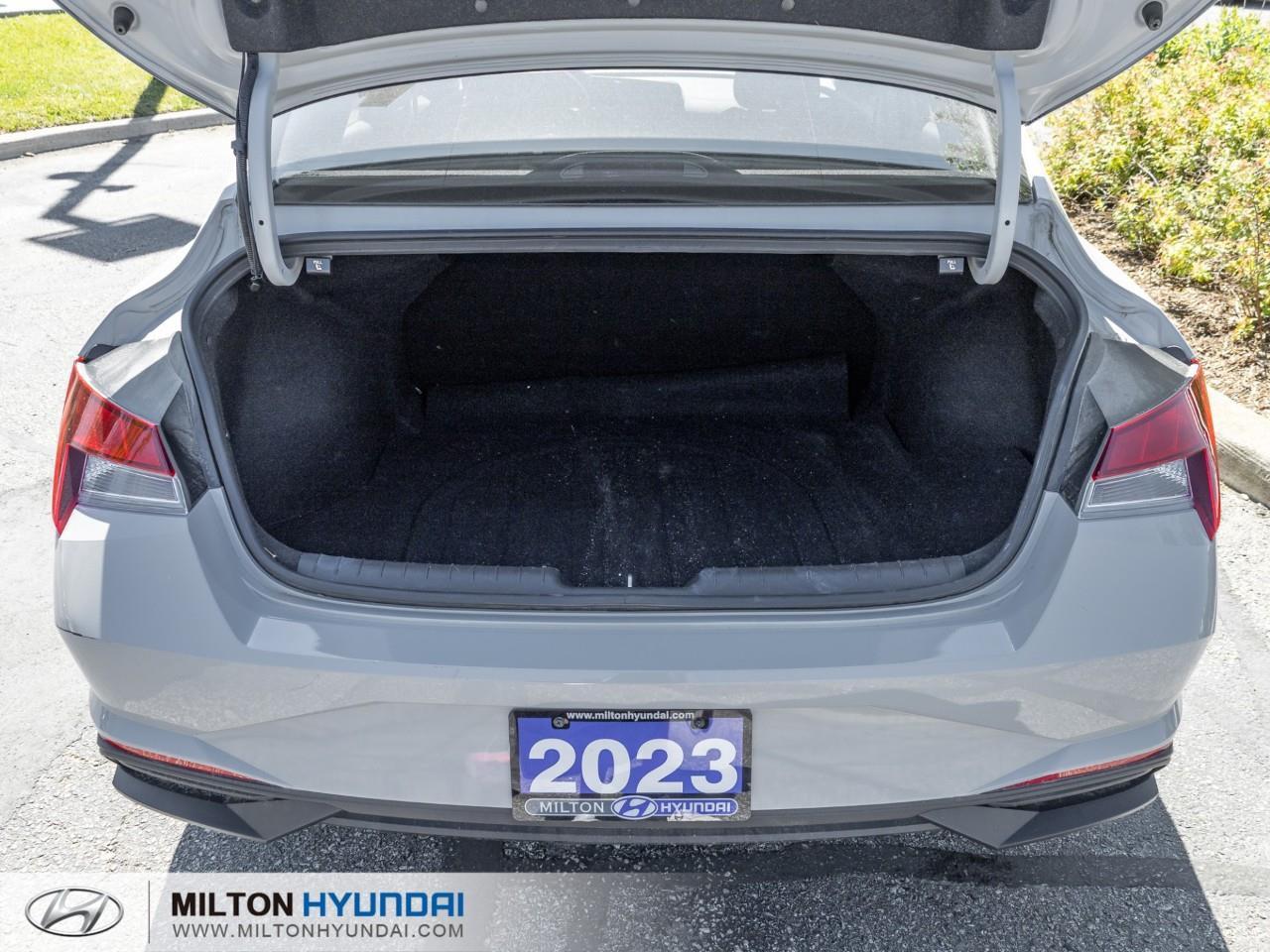 2023 Hyundai Elantra ESSENTIAL 4DR SEDAN Photo