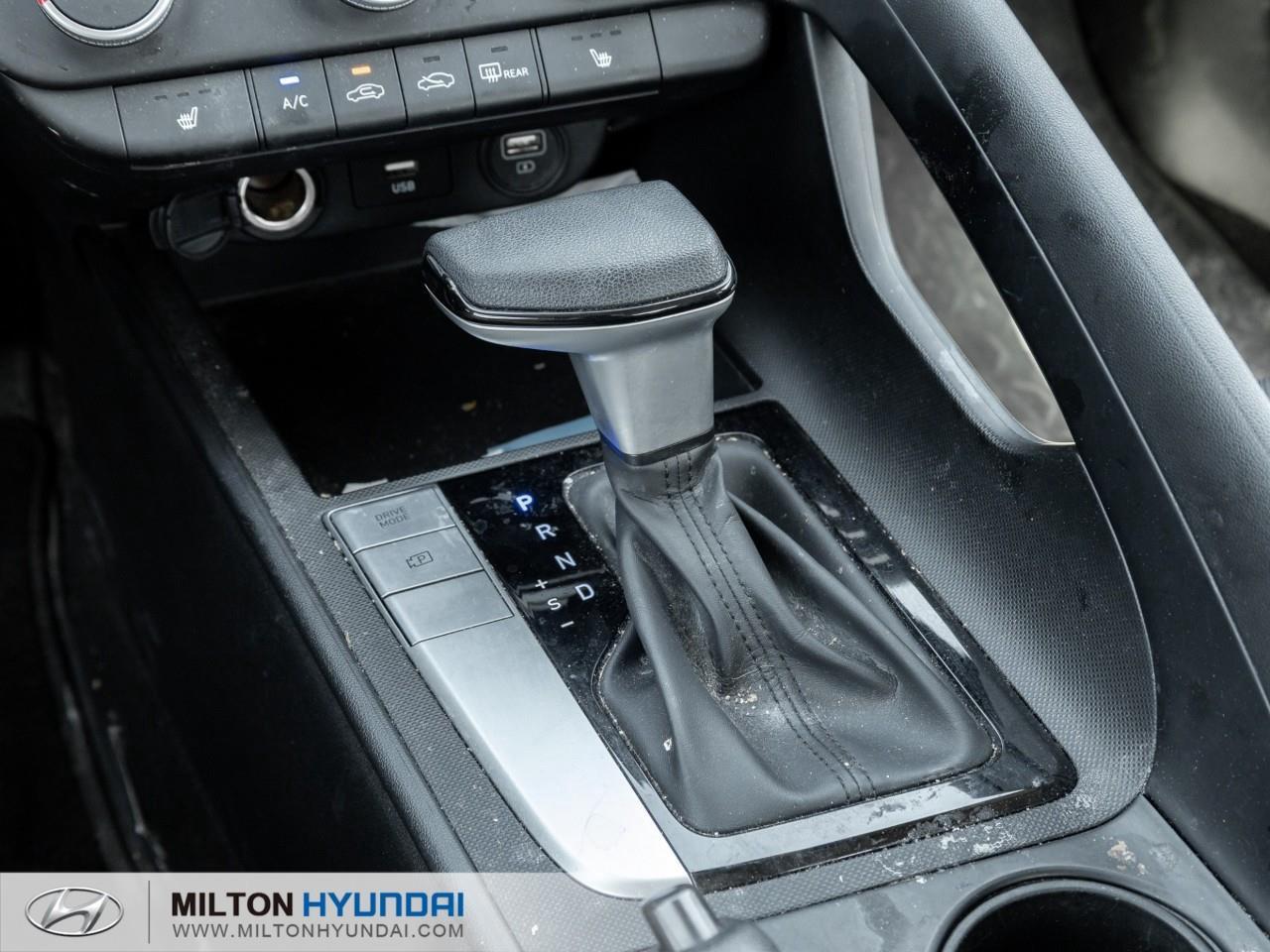 2023 Hyundai Elantra ESSENTIAL 4DR SEDAN Photo