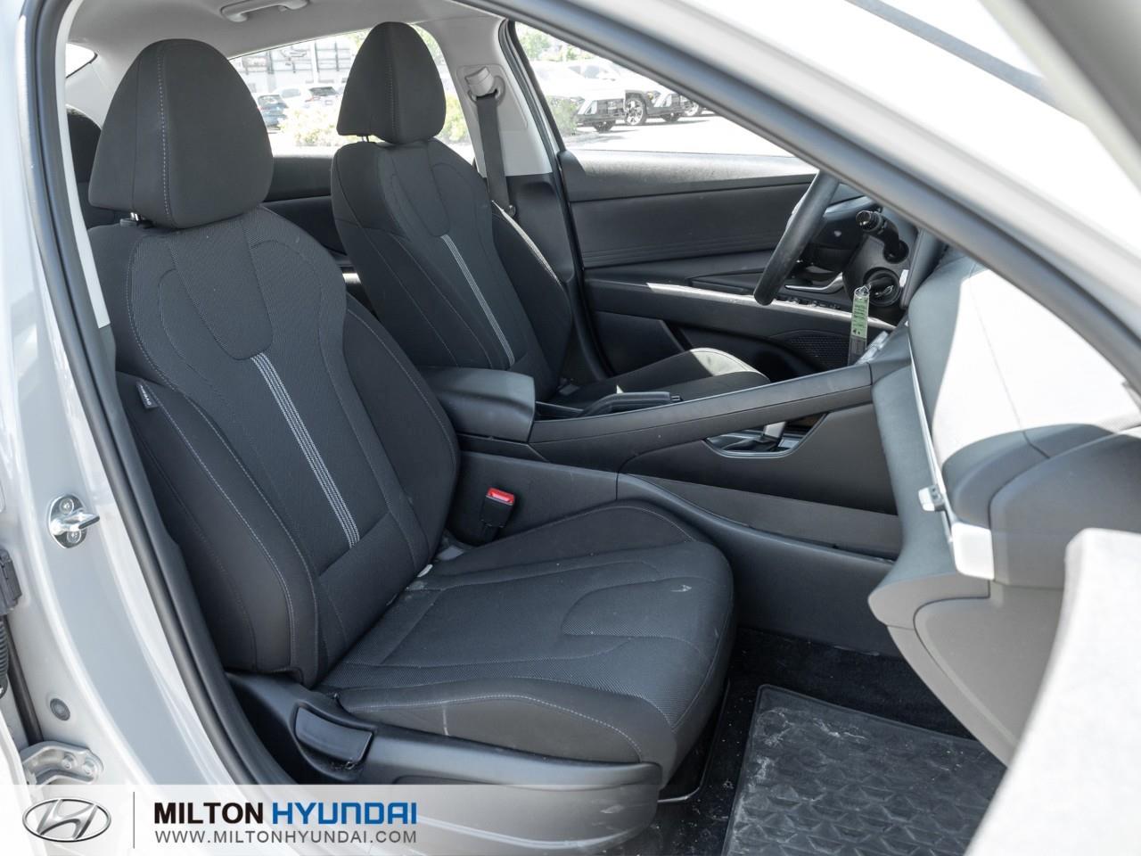 2023 Hyundai Elantra ESSENTIAL 4DR SEDAN Photo