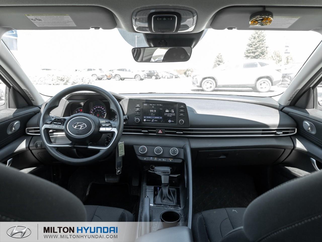 2023 Hyundai Elantra ESSENTIAL 4DR SEDAN Photo