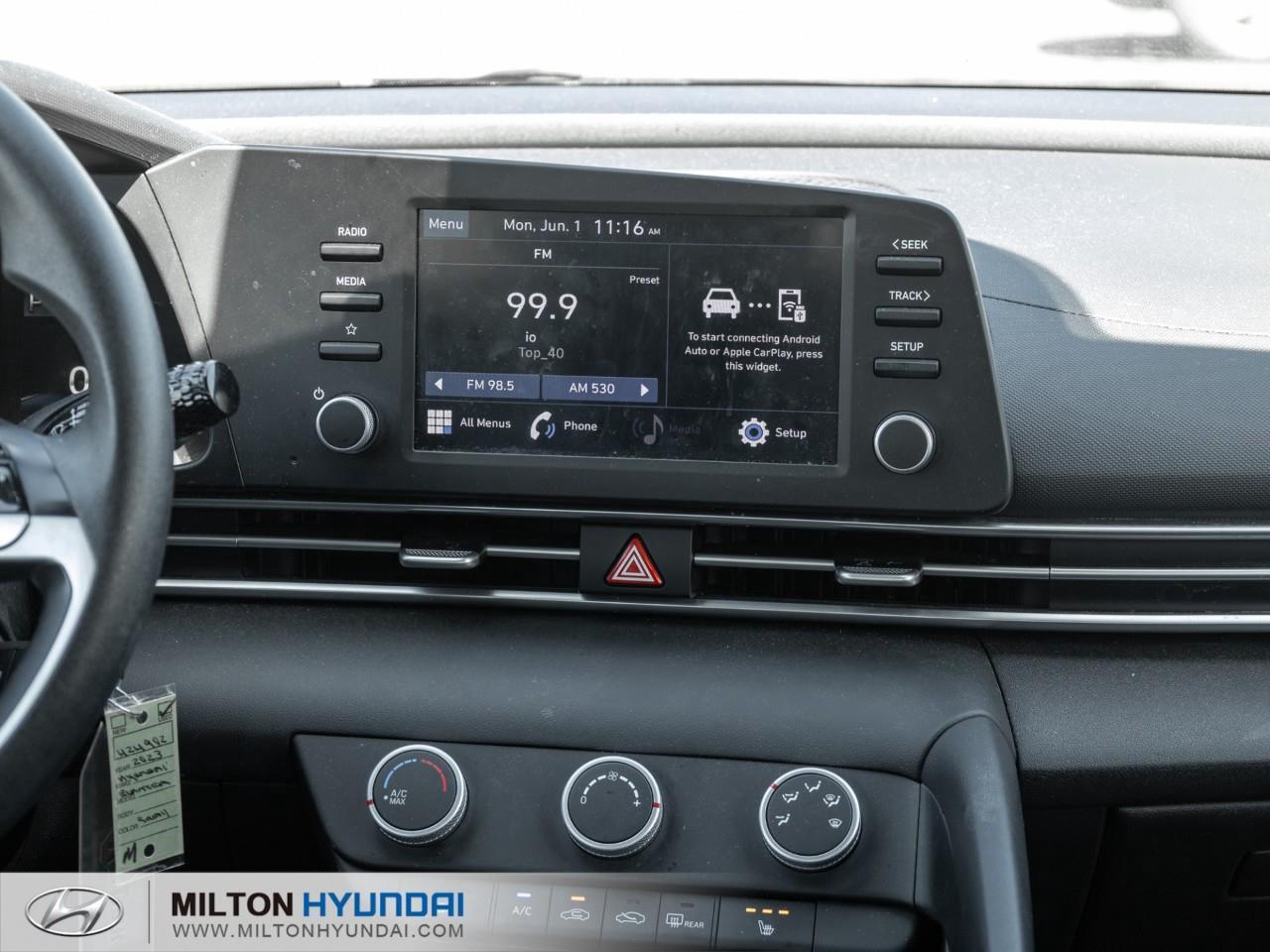 2023 Hyundai Elantra ESSENTIAL 4DR SEDAN Photo