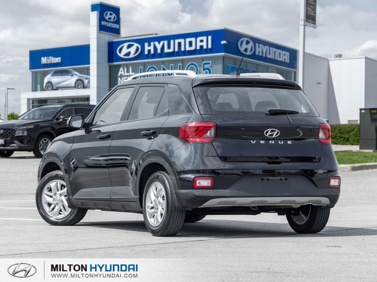 2023 Hyundai Venue Preferred 4dr Front-Wheel Drive Photo4