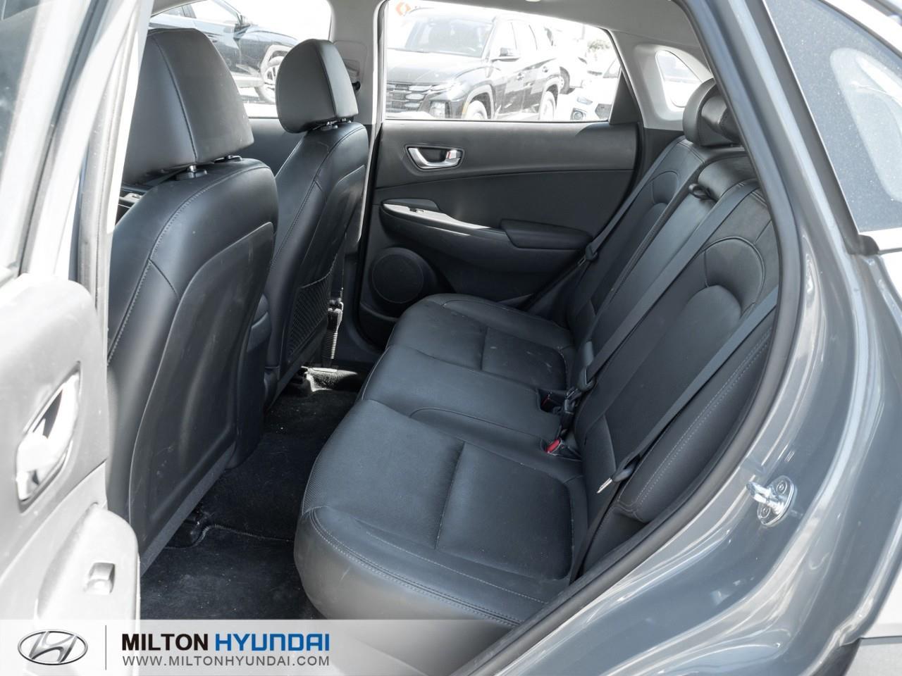 2022 Hyundai KONA 2.0L Preferred Sun & Leather Package 4dr All-Wheel Drive Photo