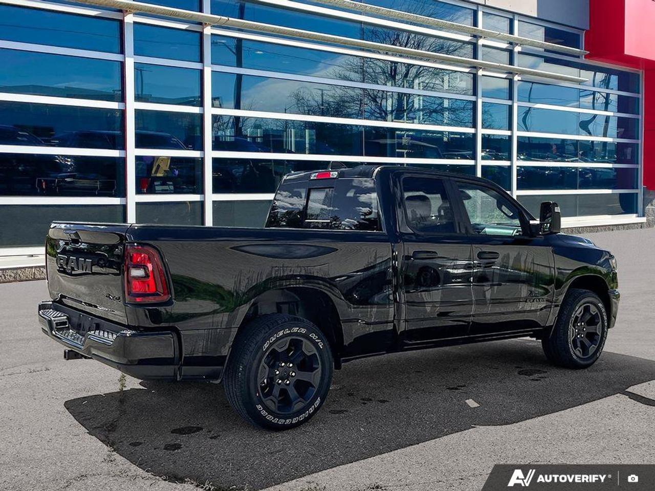 2025 RAM 1500 TRADESMAN Photo4