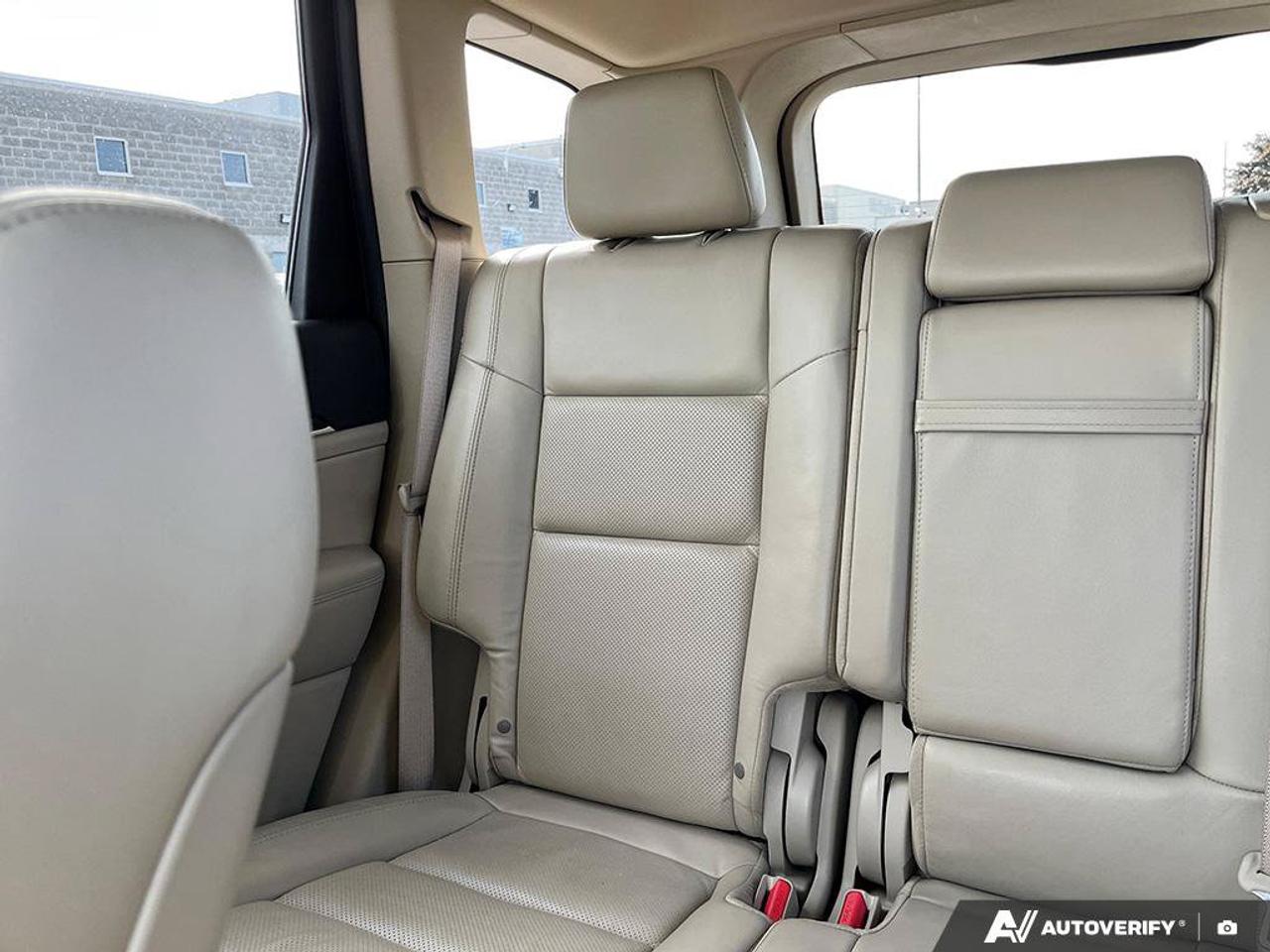 2020 Jeep Grand Cherokee Limited | Leather | Sunroof | Navigation | Blind-Spot Detection | Apple CarPlay | Android Auto Photo