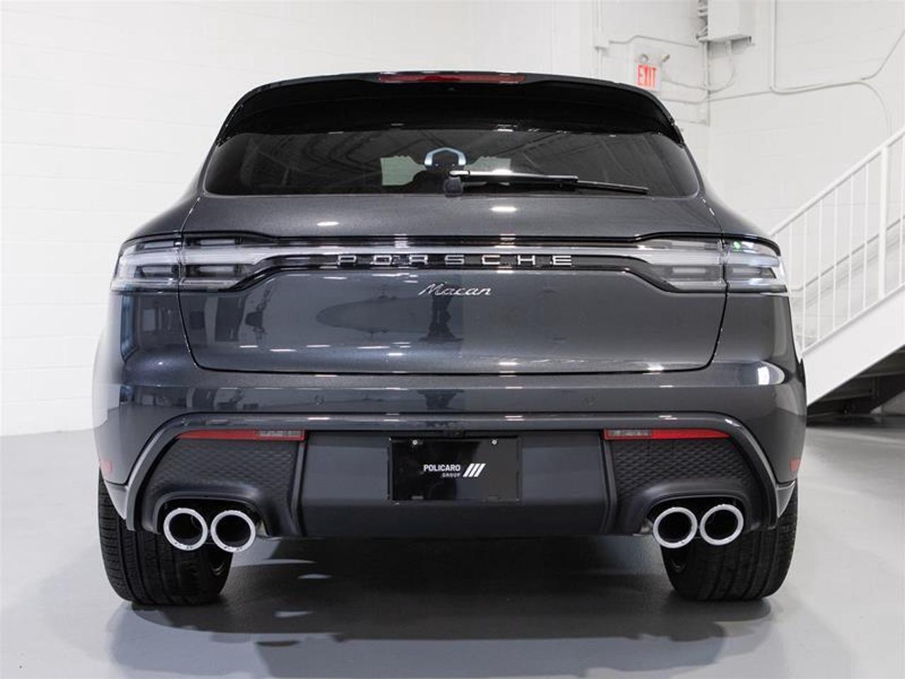 2026 Porsche Macan AWD Photo