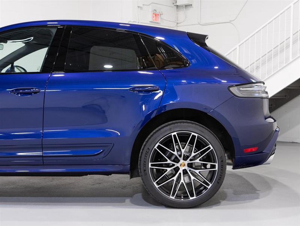 2026 Porsche Macan AWD Photo