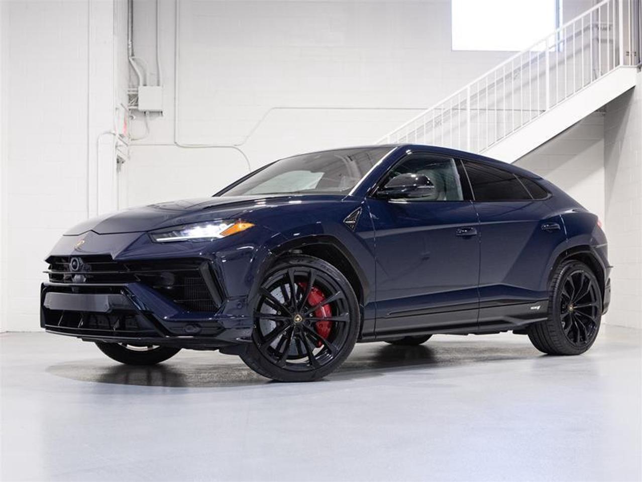 2024 Lamborghini Urus S Photo