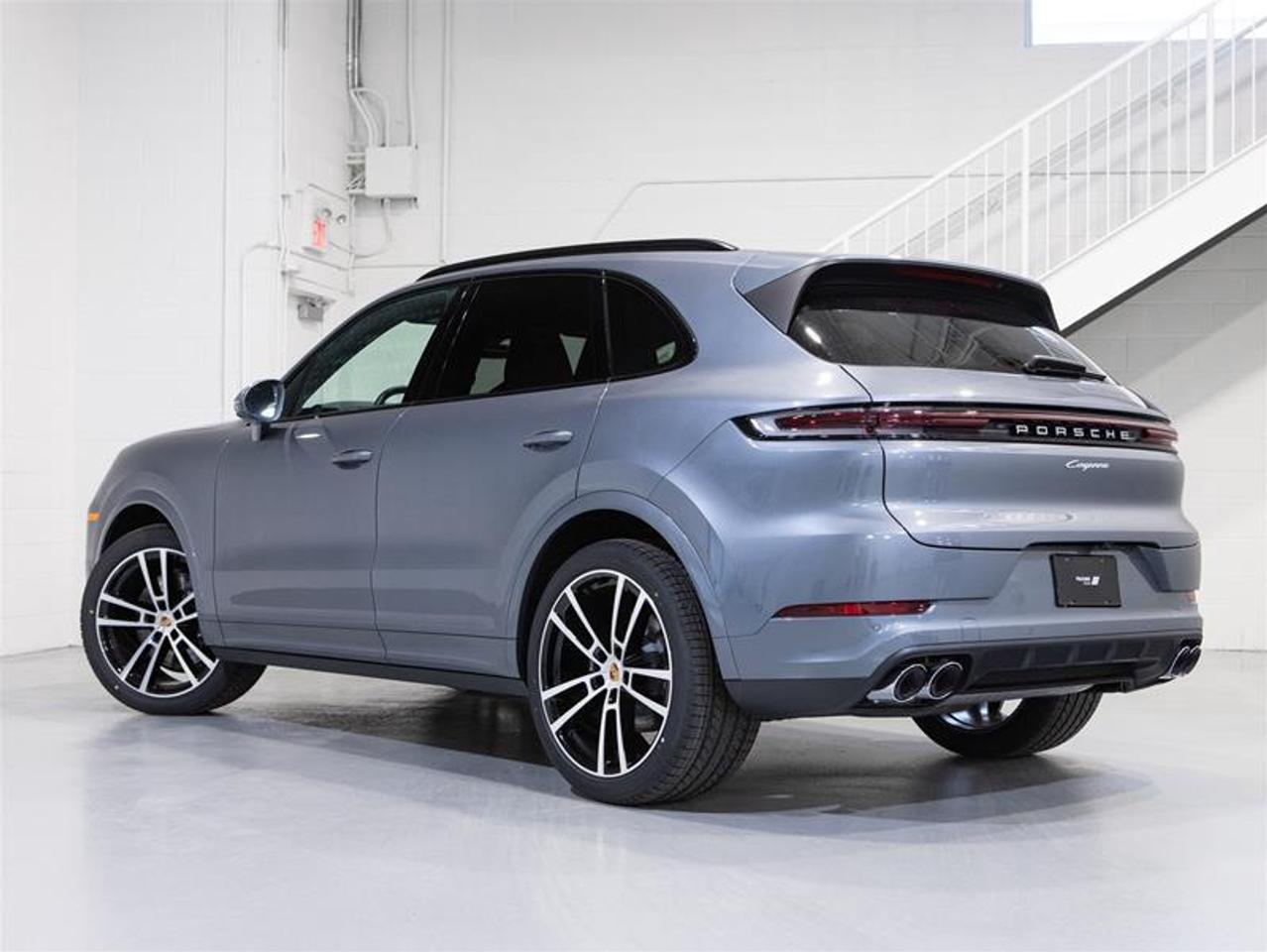 2026 Porsche Cayenne AWD Photo2