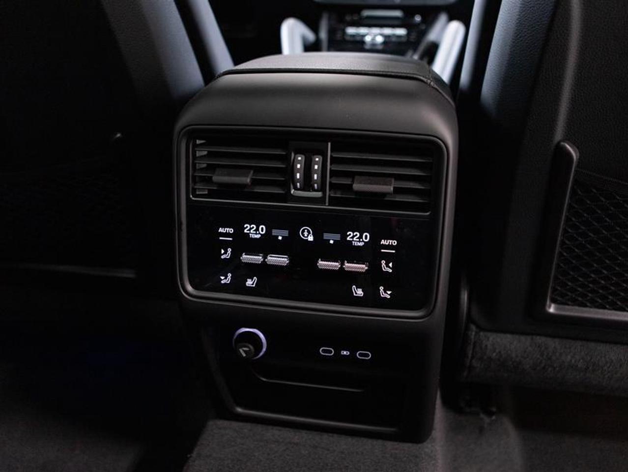 2026 Porsche Cayenne AWD Photo