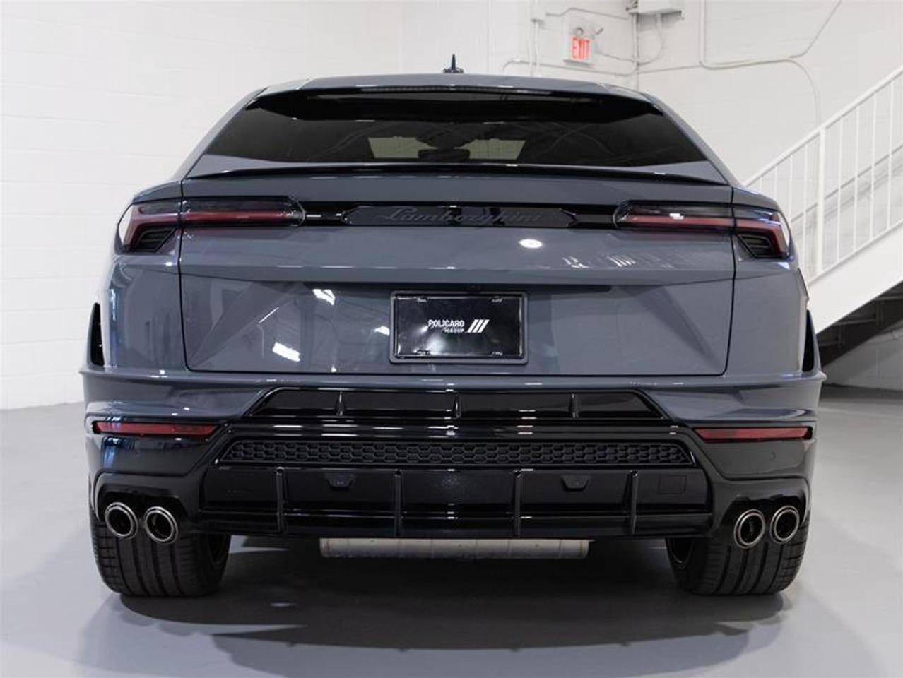2024 Lamborghini Urus S Photo