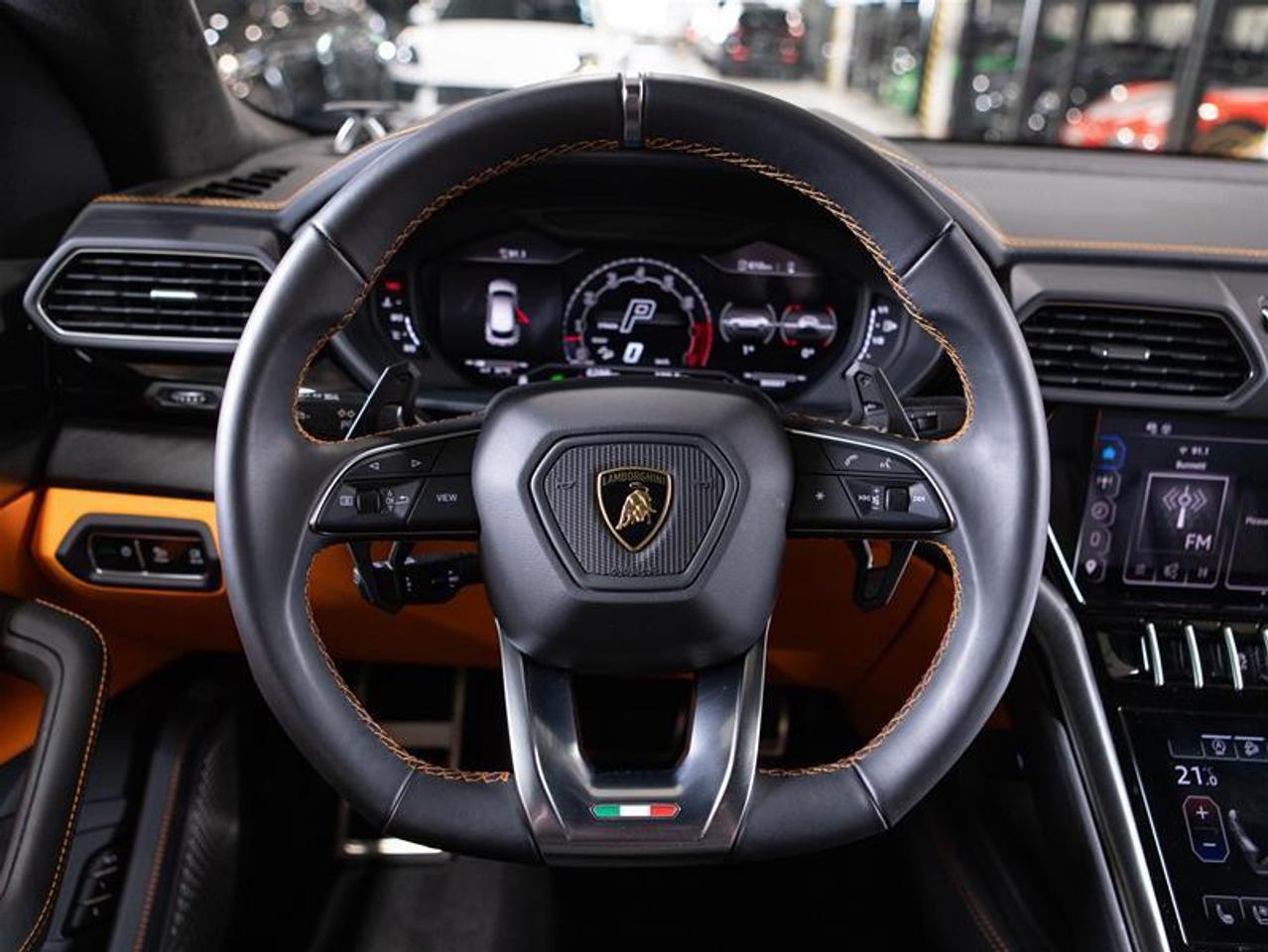 2024 Lamborghini Urus S Photo