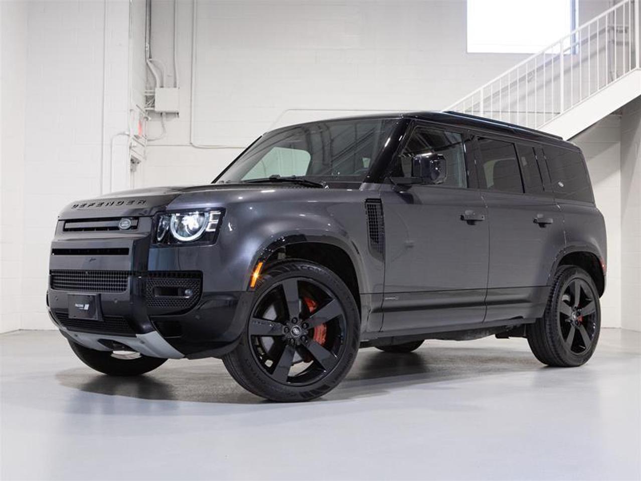 2023 Land Rover Defender 110 P400 X Photo