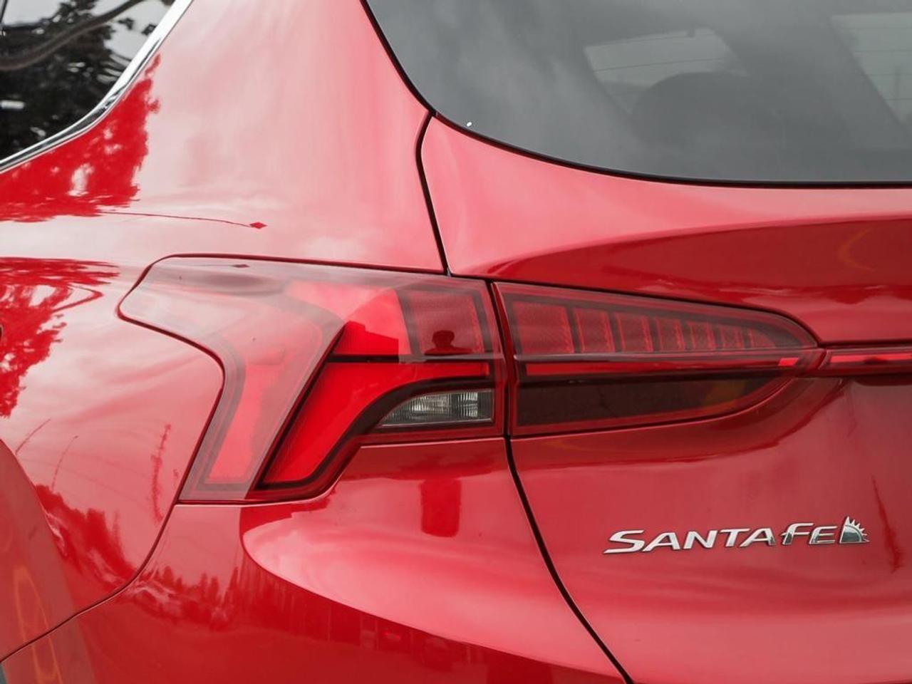 2022 Hyundai Santa Fe Preferred w/Trend Package 4dr All-Wheel Drive Photo