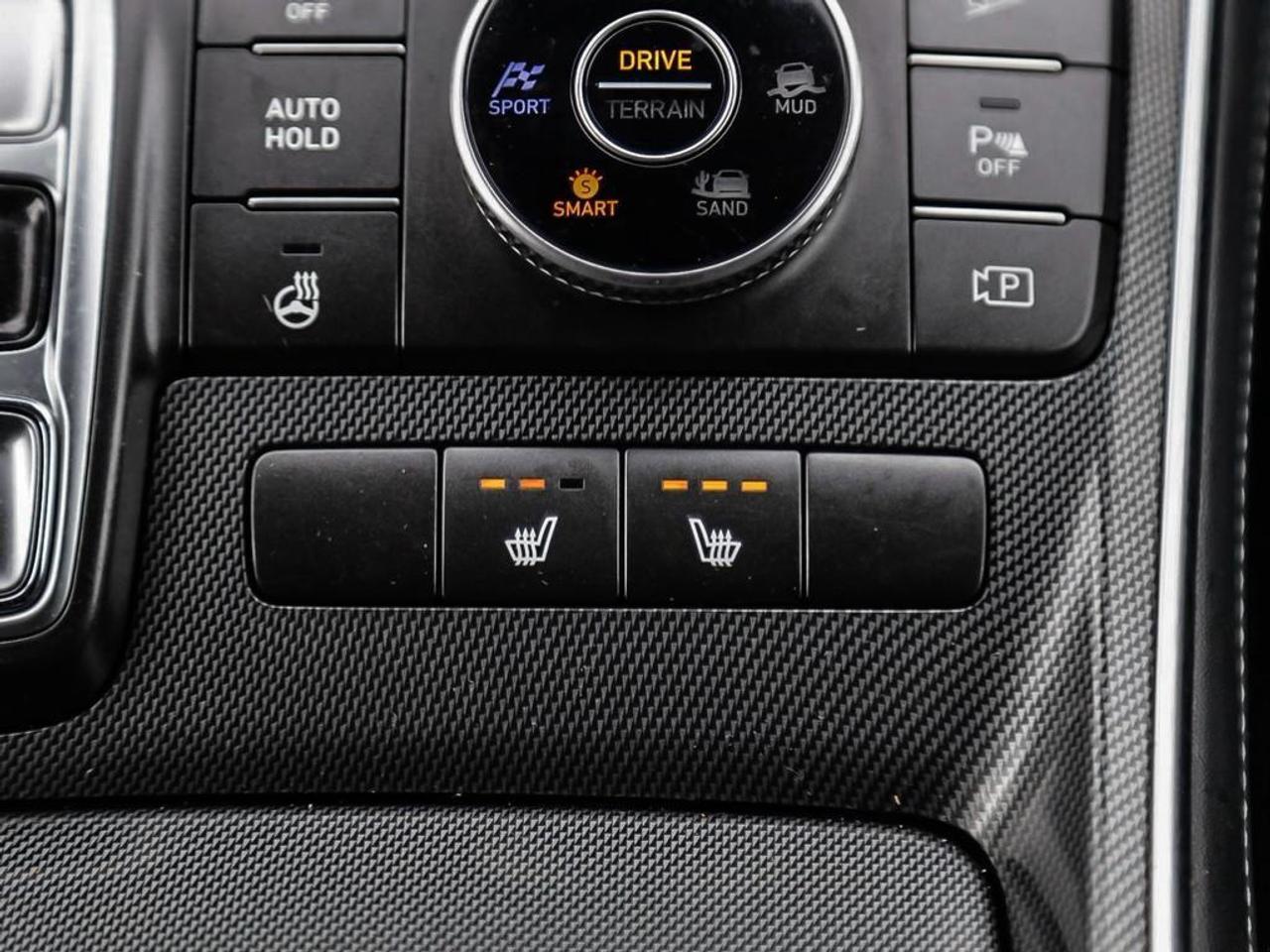 2022 Hyundai Santa Fe Preferred w/Trend Package 4dr All-Wheel Drive Photo