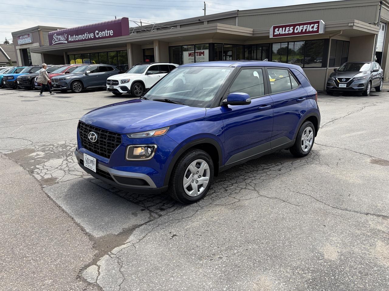 2022 Hyundai Venue Essential  ** CALL PICTON 1*866*979*8802 Photo