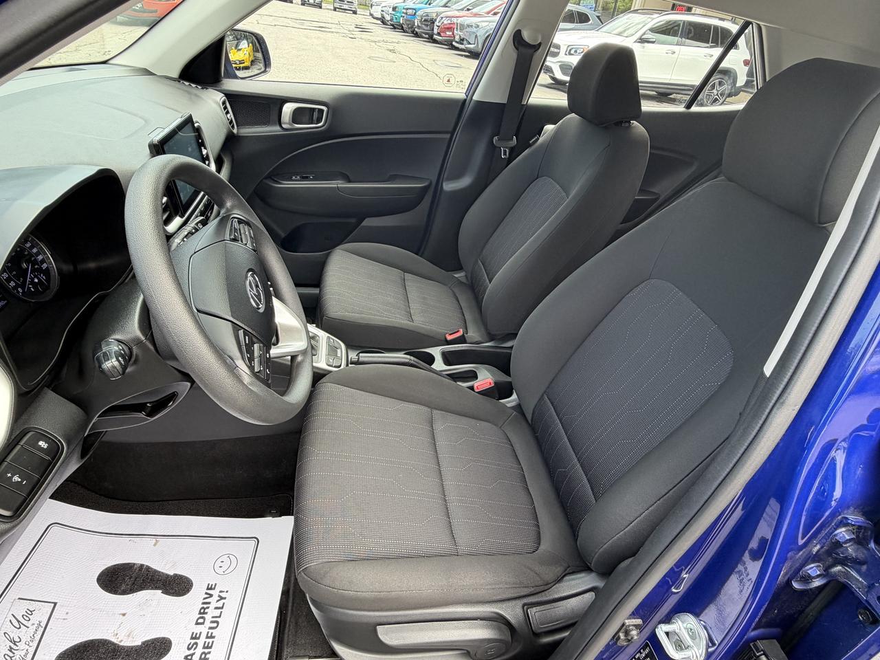 2022 Hyundai Venue Essential  ** CALL PICTON 1*866*979*8802 Photo