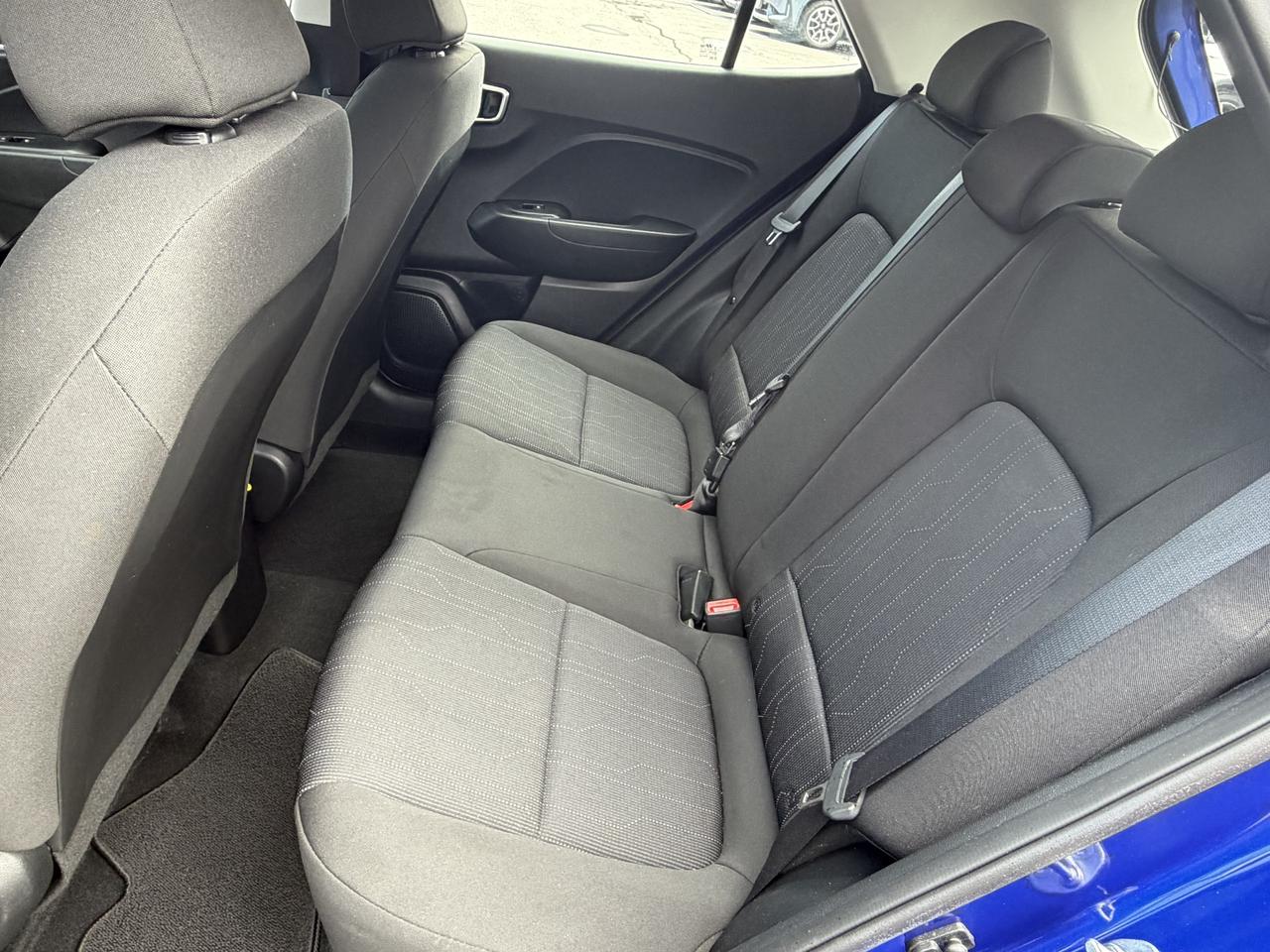 2022 Hyundai Venue Essential  ** CALL PICTON 1*866*979*8802 Photo
