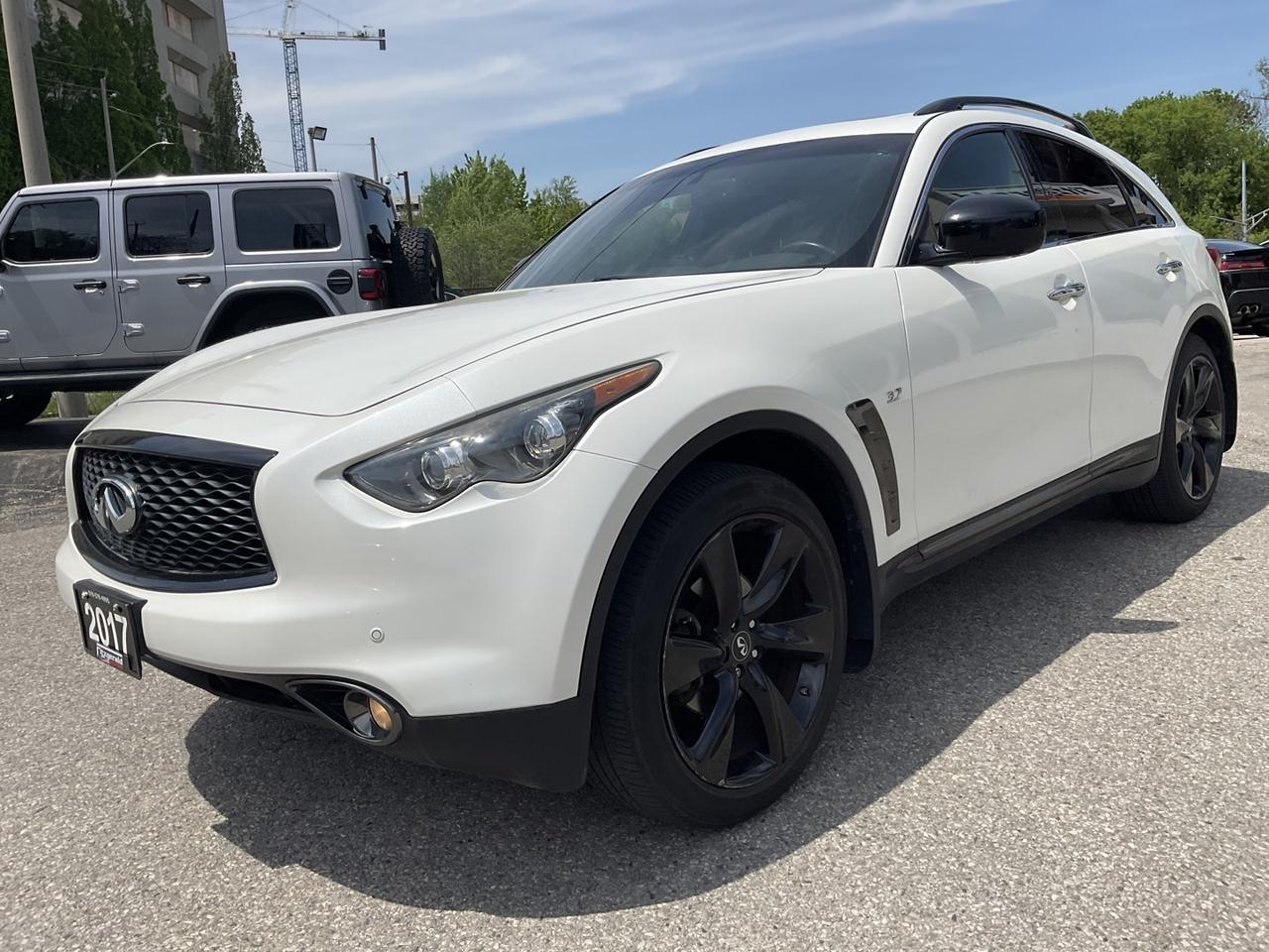 2017 Infiniti QX70 S AWD - LEATHER! NAV!360 CAM! SUNROOF! COOLED SEAT Photo