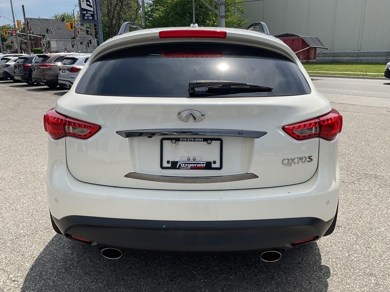 2017 Infiniti QX70 S AWD - LEATHER! NAV!360 CAM! SUNROOF! COOLED SEAT Photo