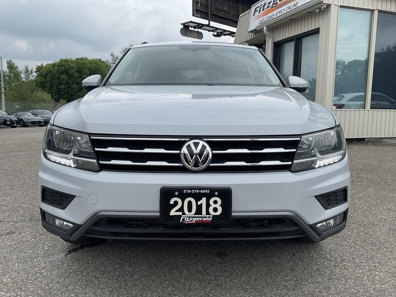 2018 Volkswagen Tiguan Comfortline 4Motion AWD - LEATHER! NAV! BACK-UP CA Photo