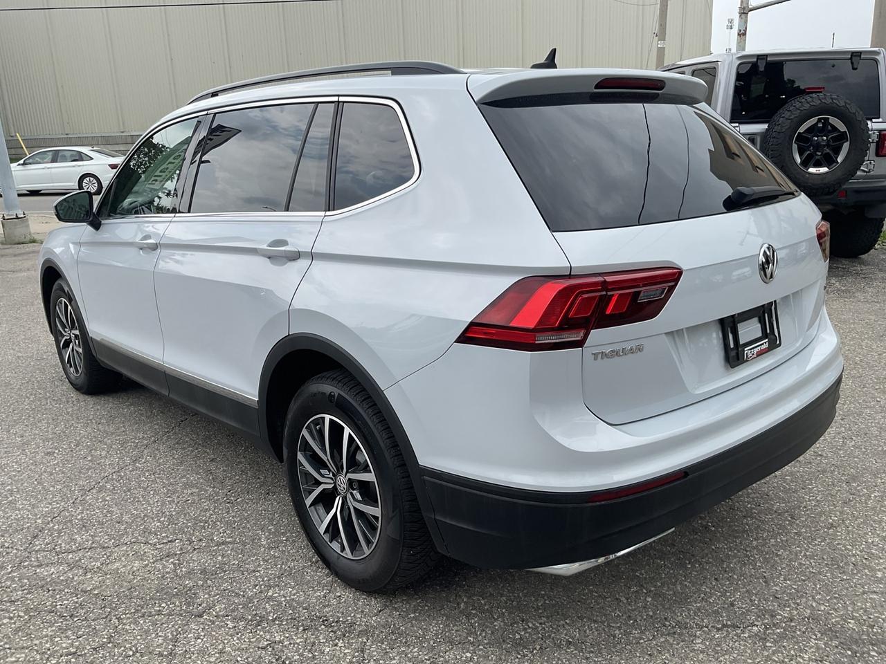 2018 Volkswagen Tiguan Comfortline 4Motion AWD - LEATHER! NAV! BACK-UP CA Photo4