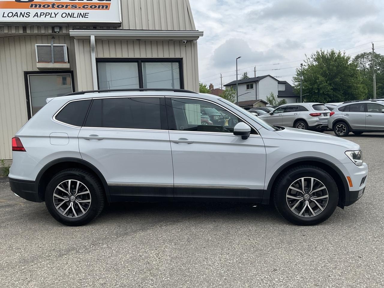 2018 Volkswagen Tiguan Comfortline 4Motion AWD - LEATHER! NAV! BACK-UP CA Photo