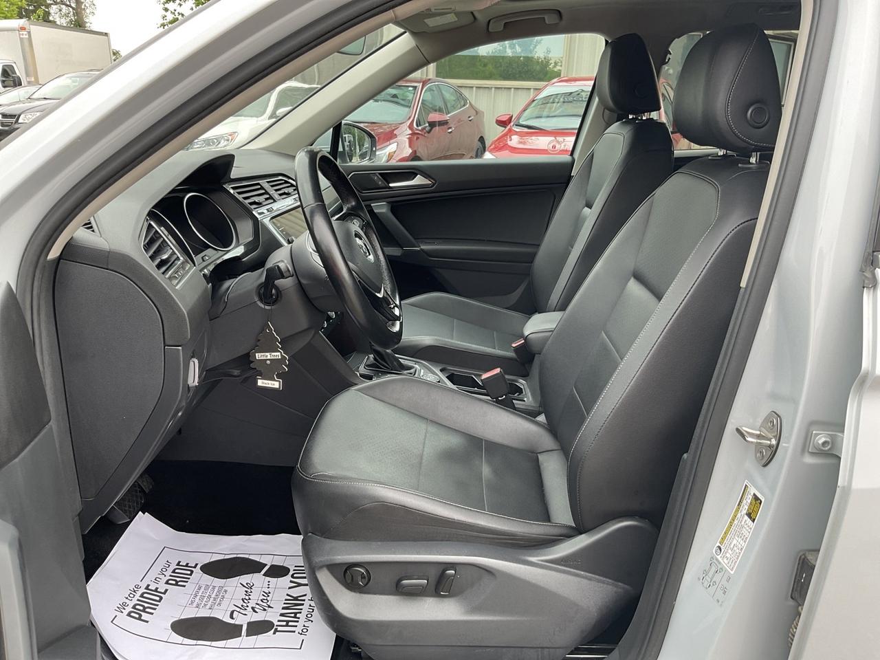 2018 Volkswagen Tiguan Comfortline 4Motion AWD - LEATHER! NAV! BACK-UP CA Photo