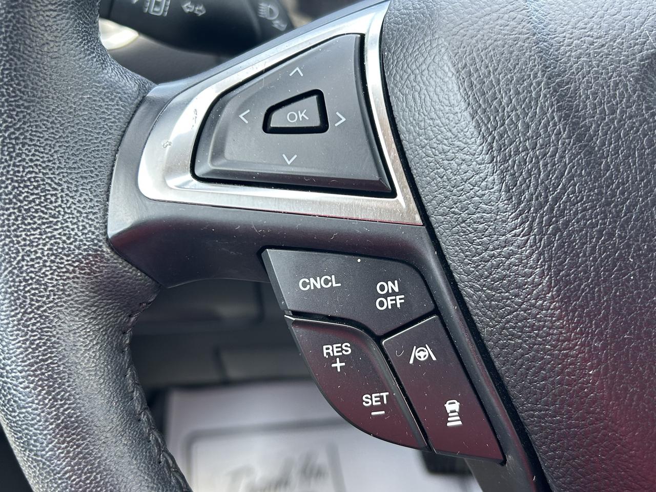 2023 Ford Edge SEL/ONLY 22K KMS!!/LEATHER/HEATED SEATS Photo