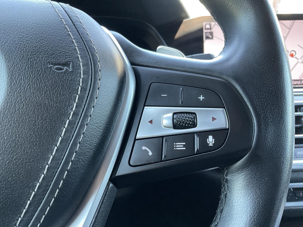 2019 BMW X5 xDrive40i - LTHR! NAV! BACK-UP CAM! BSM! PANO ROOF Photo