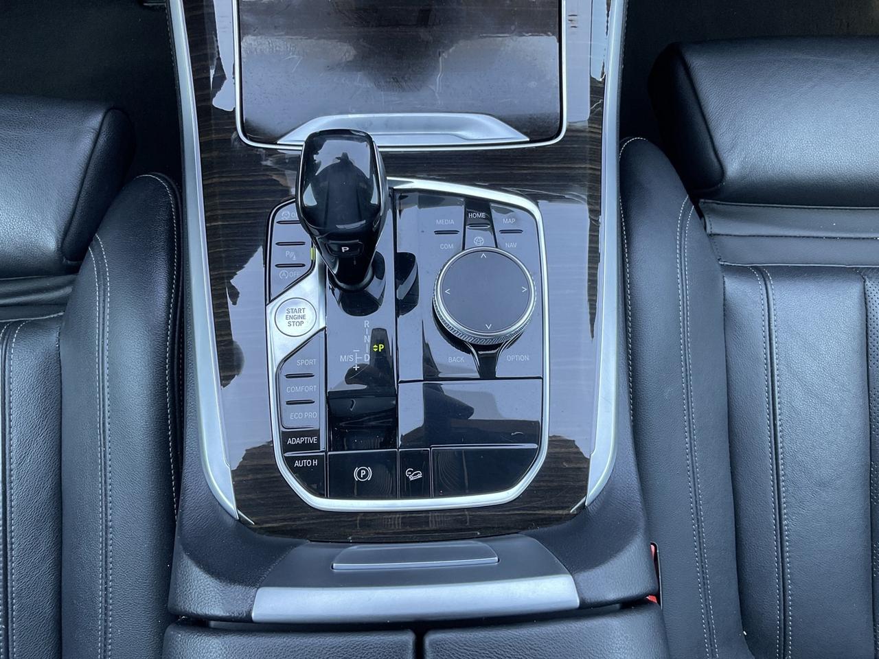 2019 BMW X5 xDrive40i - LTHR! NAV! BACK-UP CAM! BSM! PANO ROOF Photo