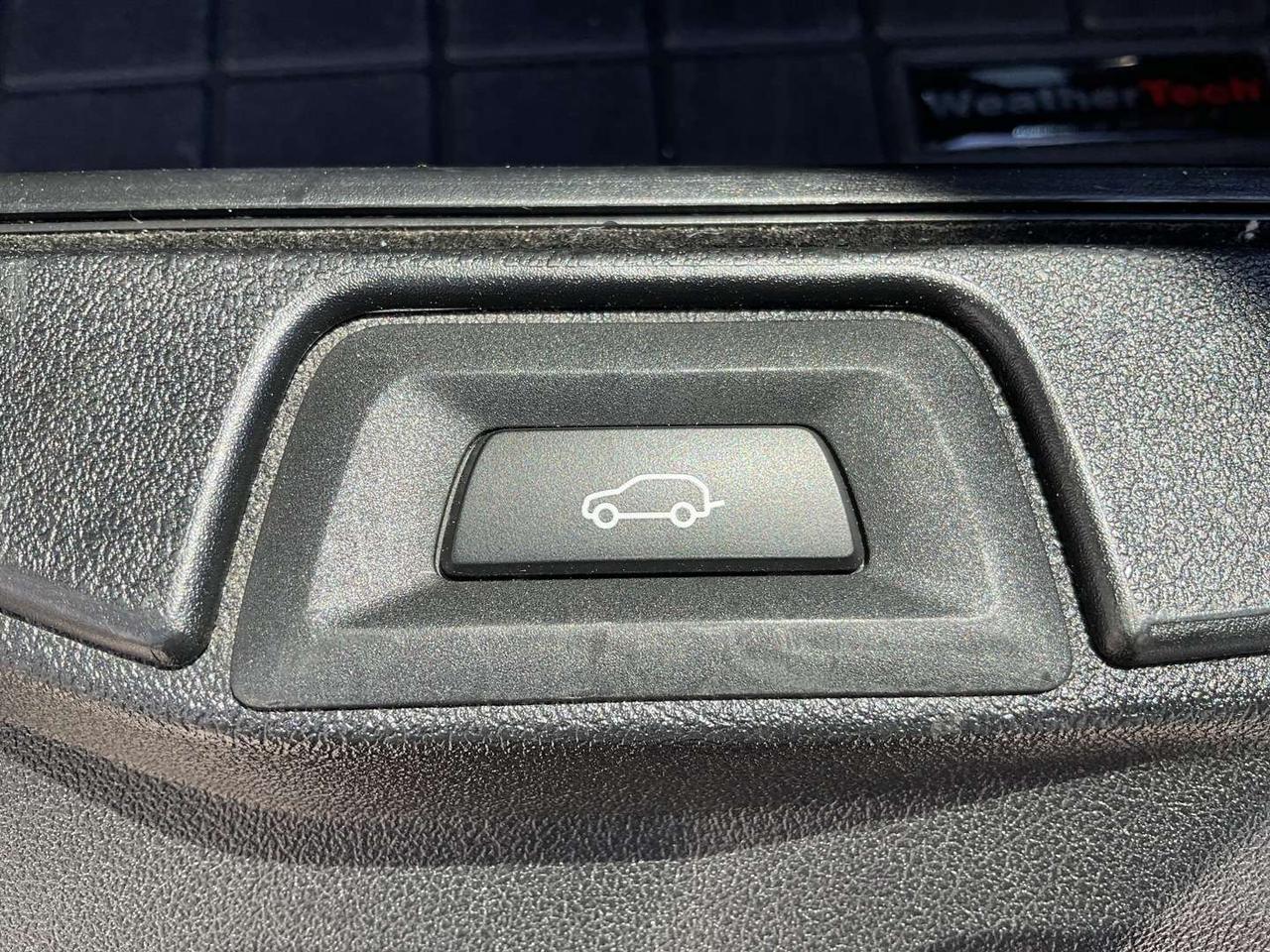 2019 BMW X5 xDrive40i - LTHR! NAV! BACK-UP CAM! BSM! PANO ROOF! Photo