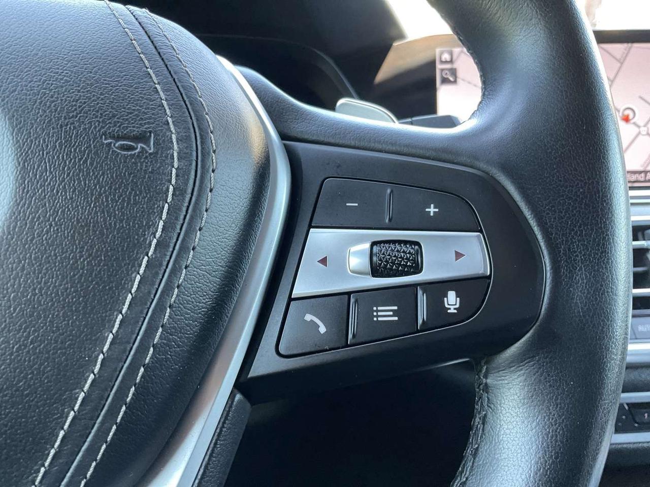 2019 BMW X5 xDrive40i - LTHR! NAV! BACK-UP CAM! BSM! PANO ROOF! Photo