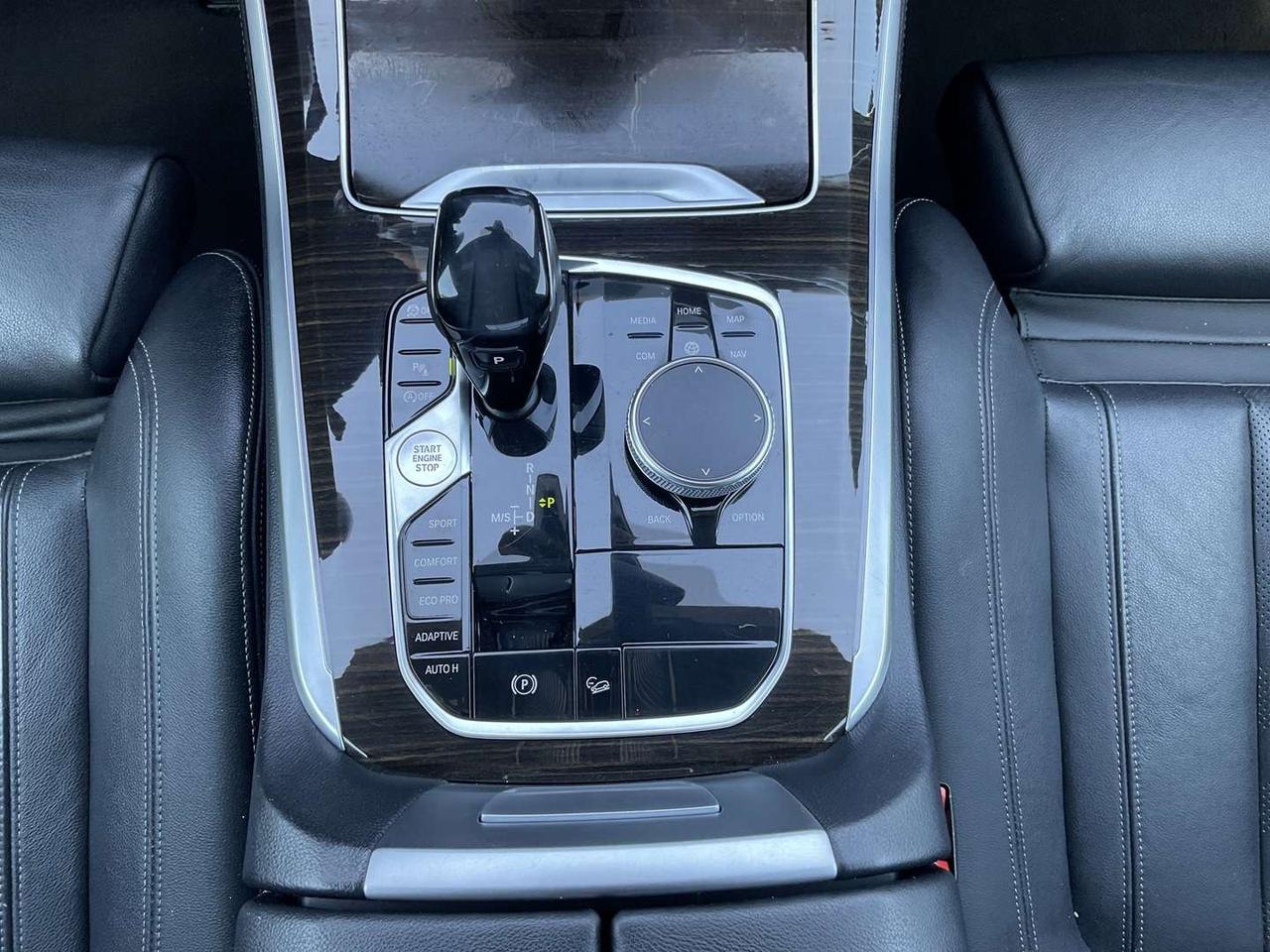 2019 BMW X5 xDrive40i - LTHR! NAV! BACK-UP CAM! BSM! PANO ROOF! Photo