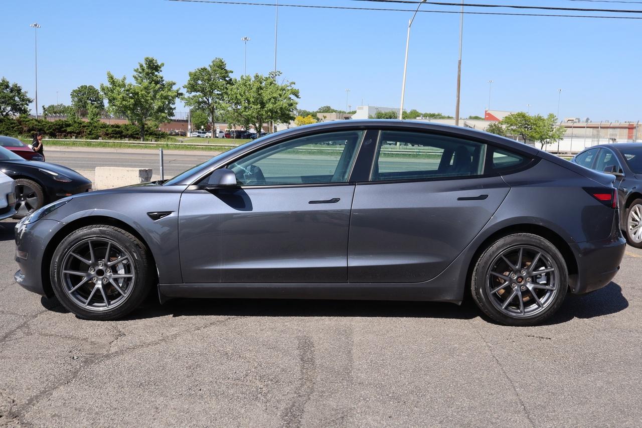 2022 Tesla Model 3 STANDARD RANGE PLUS Photo