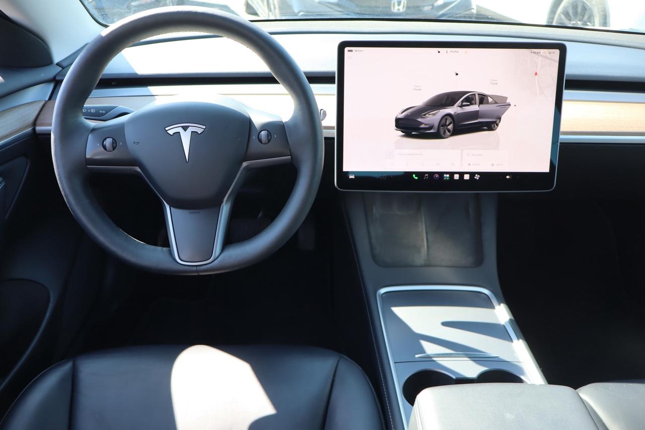2022 Tesla Model 3 STANDARD RANGE PLUS Photo
