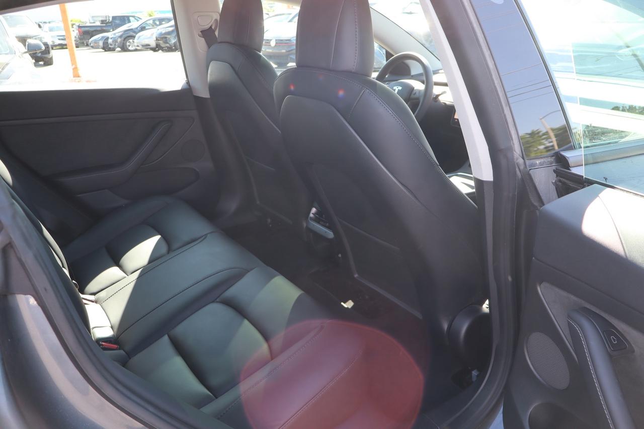 2022 Tesla Model 3 STANDARD RANGE PLUS Photo