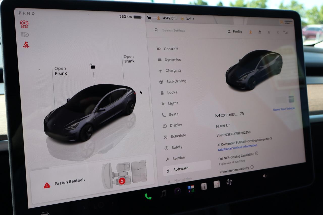 2022 Tesla Model 3 STANDARD RANGE PLUS Photo