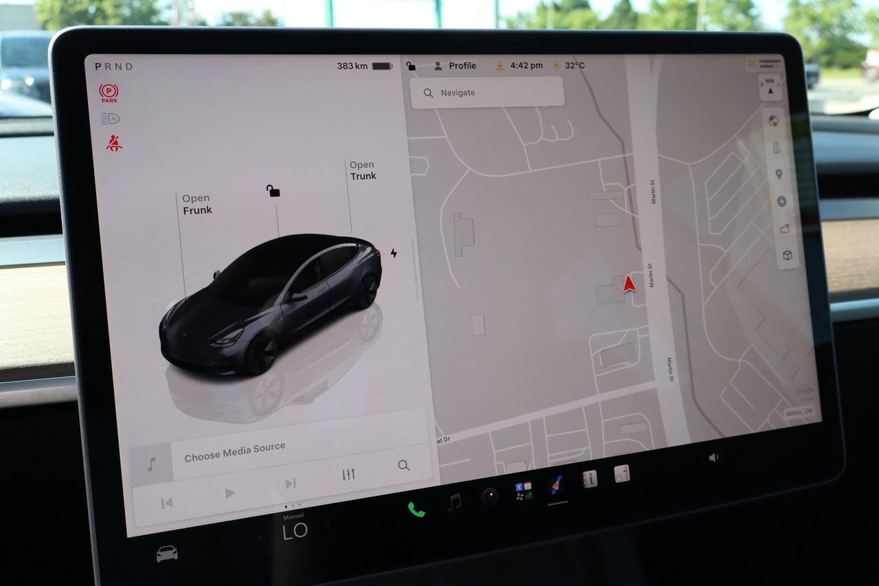 2022 Tesla Model 3 STANDARD RANGE PLUS Photo
