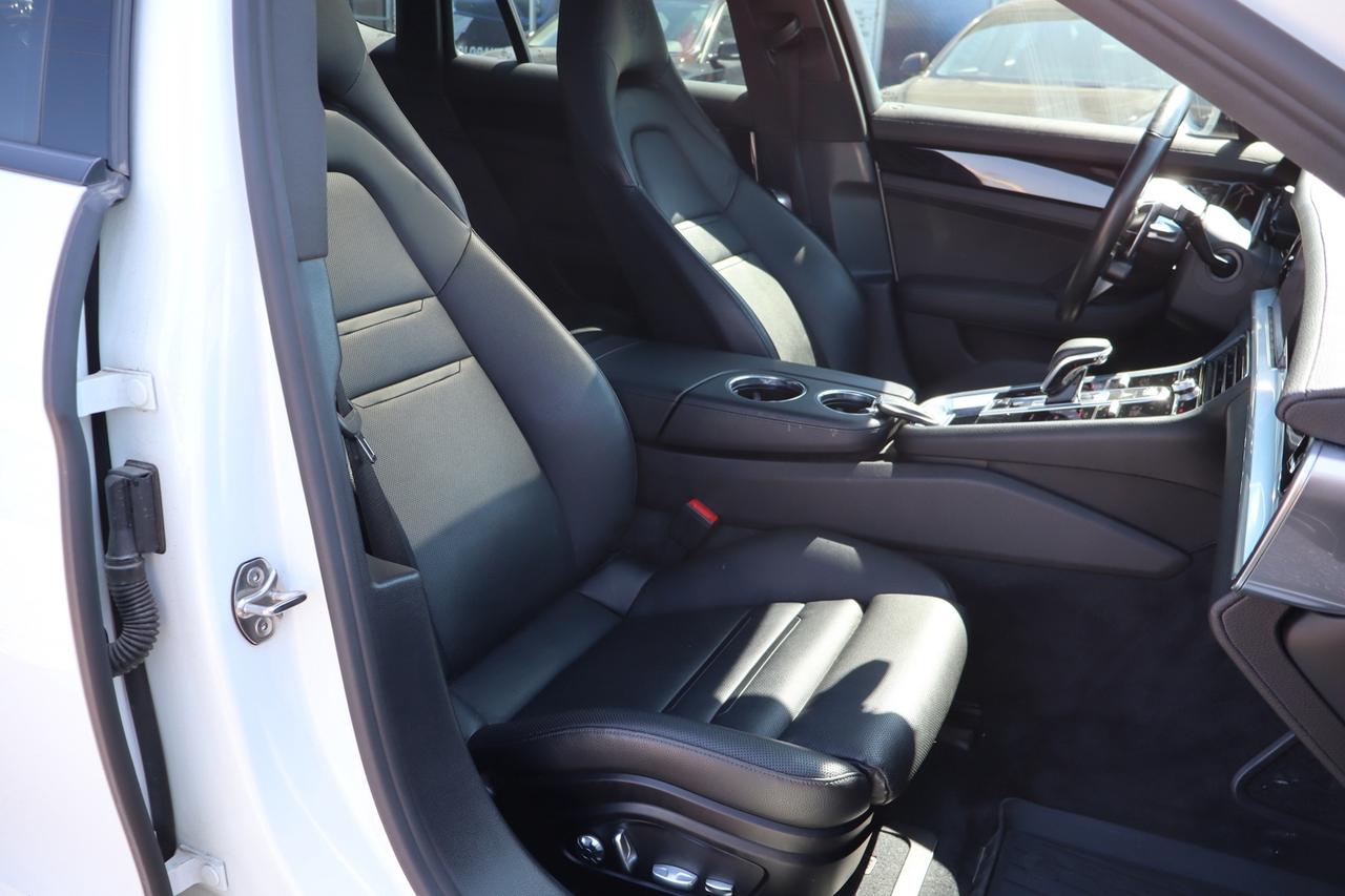 2018 Porsche Panamera 4 E-HYBRID   Chrono   Soft Close   Bose   360 Came Photo