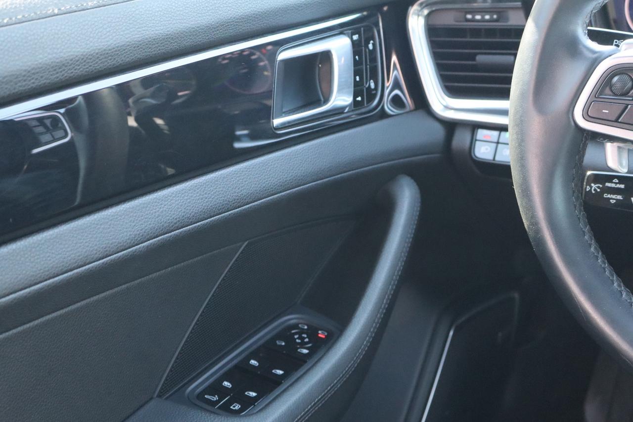 2018 Porsche Panamera 4 E-HYBRID   Chrono   Soft Close   Bose   360 Came Photo