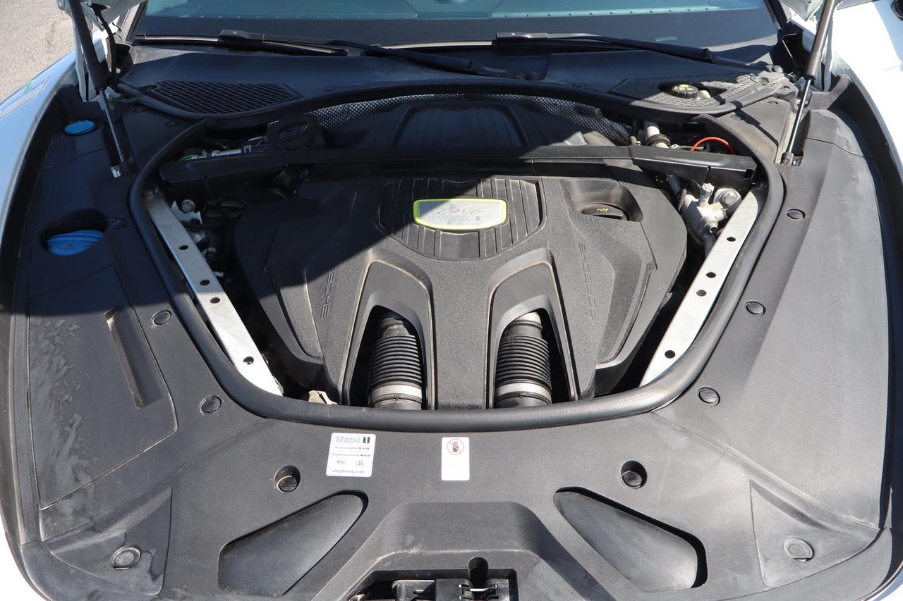 2018 Porsche Panamera 4 E-HYBRID   Chrono   Soft Close   Bose   360 Came Photo