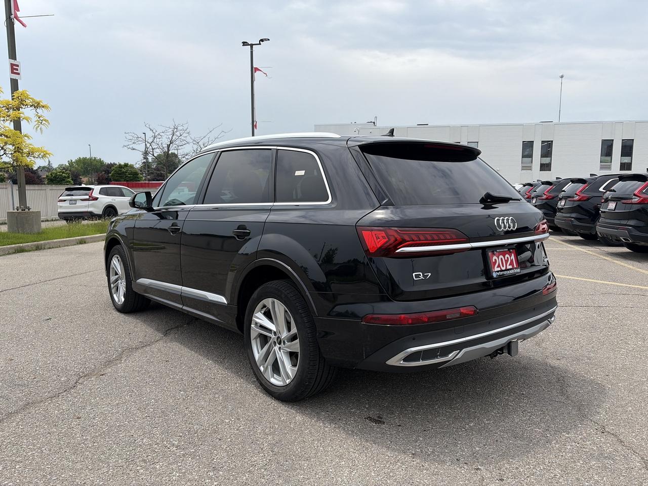 2021 Audi Q7 Komfort Leather Sunroof Parking Sensors Photo2