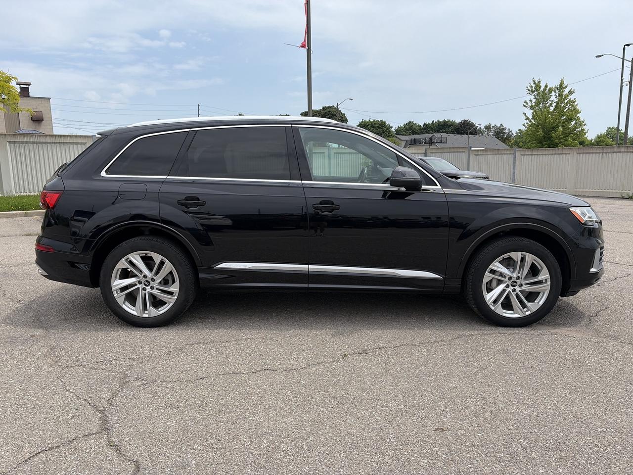 2021 Audi Q7 Komfort Leather Sunroof Parking Sensors Photo