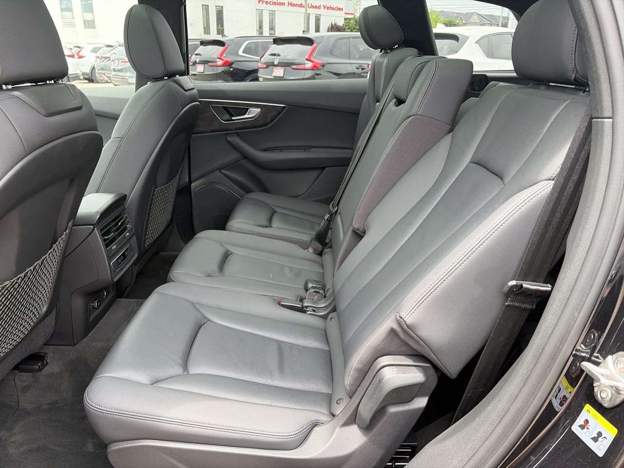 2021 Audi Q7 Komfort Leather Sunroof Parking Sensors Photo