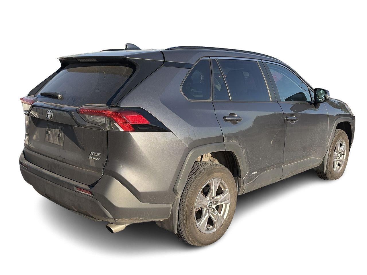 2025 Toyota RAV4 Hybrid XLE AWD 6.95%TCUV   WIRELESS CARPLAY/ANDROID AUTO Photo